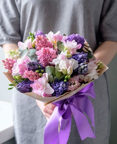 Бесплатная доставка цветов в Оханске